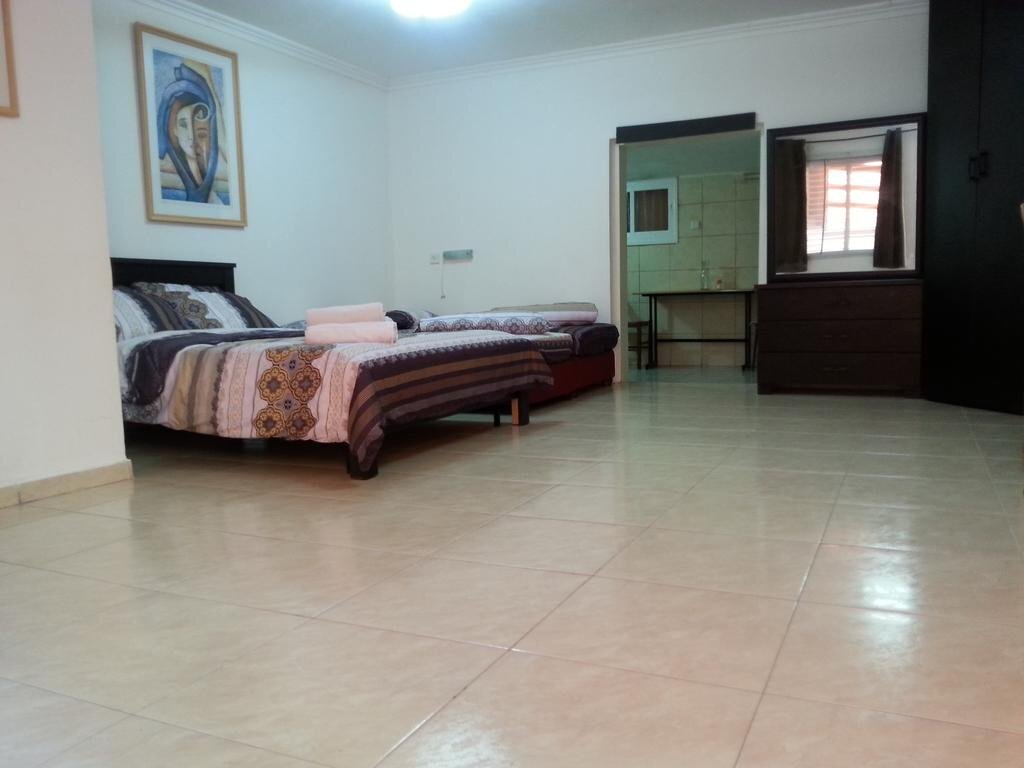 Amigo's Hotel by null