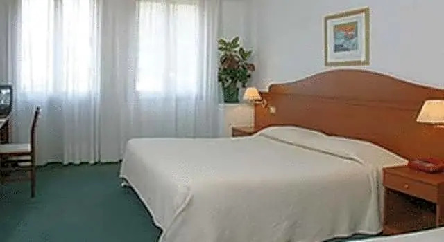 Hotel Ezzelino - Chambres