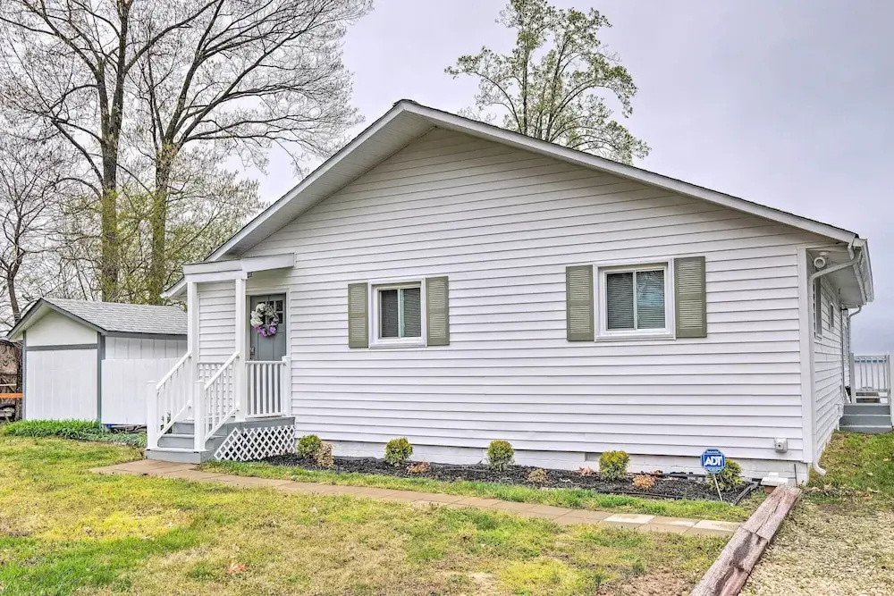 Waterfront Cottage w/ Private Beach + Deck!
