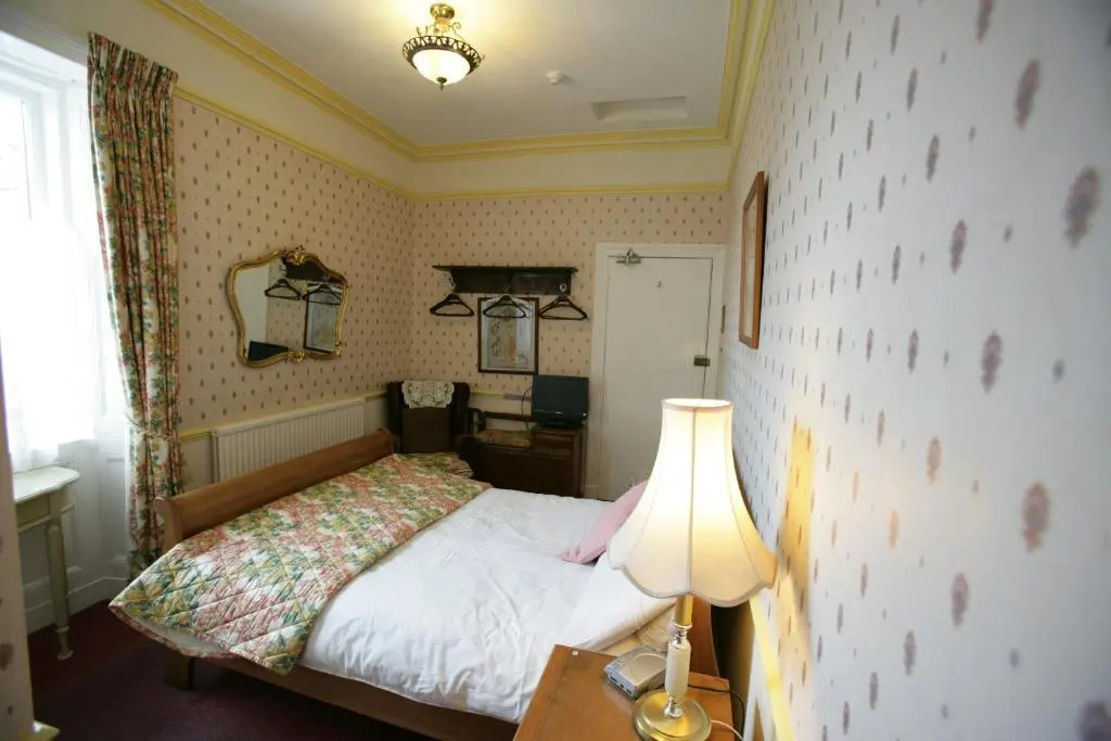Bellevue Guest House - фото 5