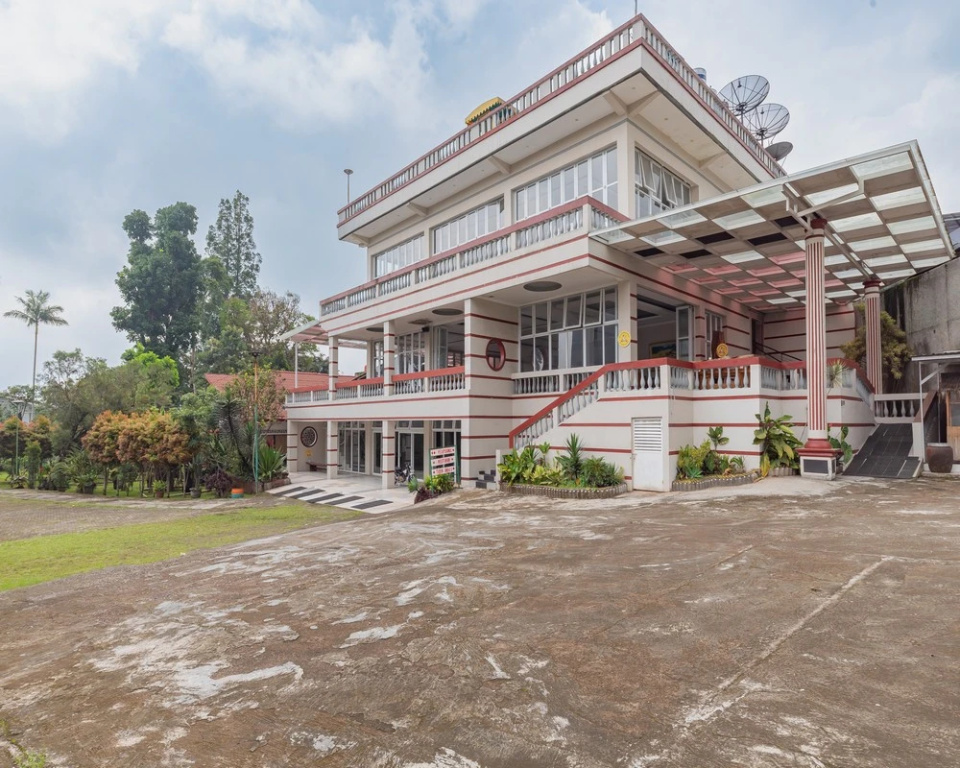 Urbanview Resort Botol Cisarua Puncak Bogor in Cisarua