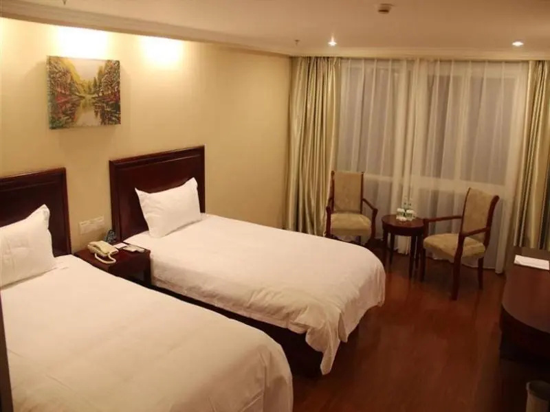 Standard Double room (twin beds)