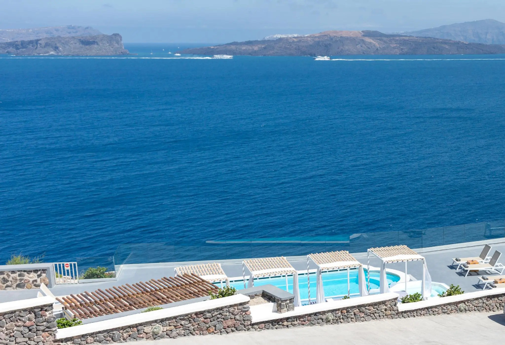 Beach & Waterfront
