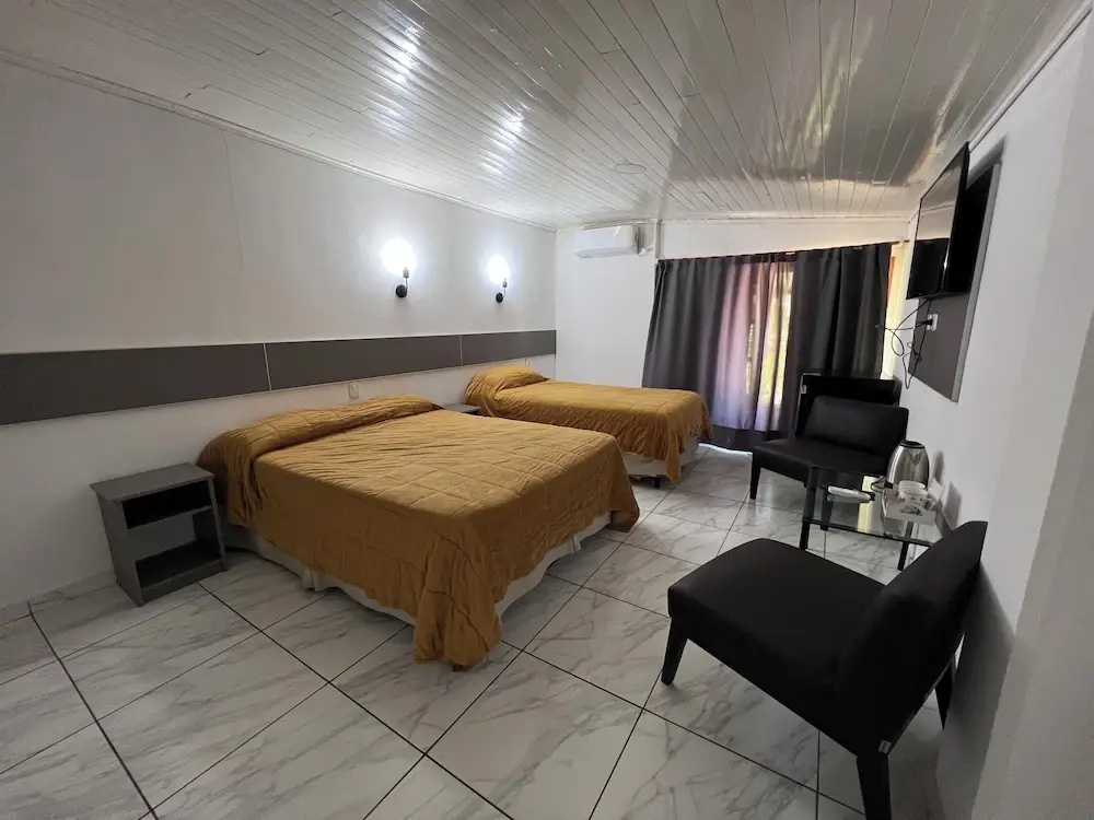 Hotel Carmen - Chambres