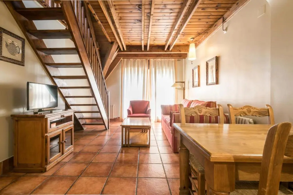 El Refugio de Aran Vielha Aparthotel - Chambres
