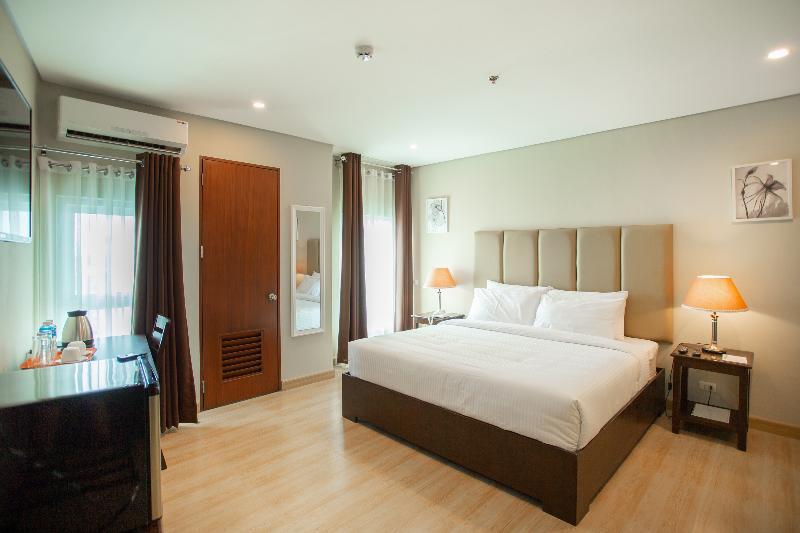 Двухместный номер Standard двуспальная кровать в Capital O 461 Asrodel Hotel