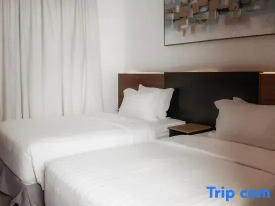 2 Bedrooms Suite