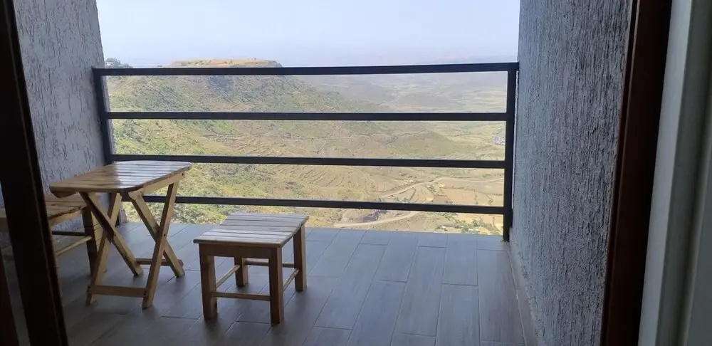 Balcony & Terrace