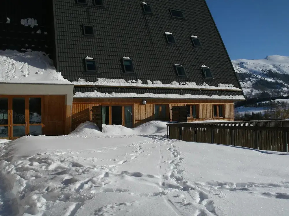 Voir la photo 1 — Alpine Escape Near Slopes