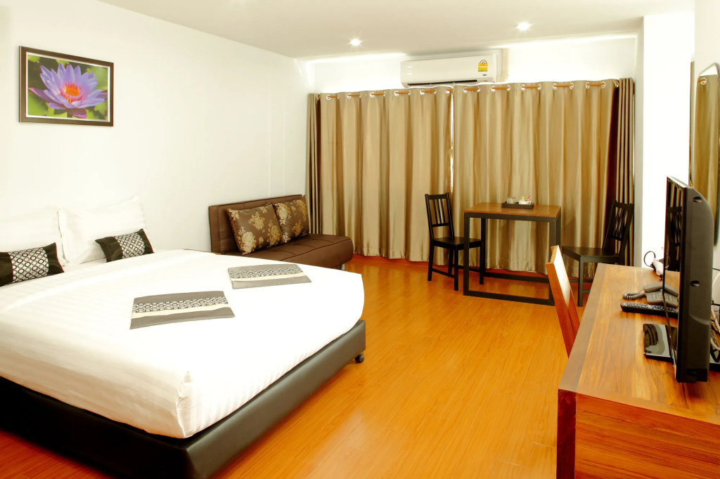 Bedroom
