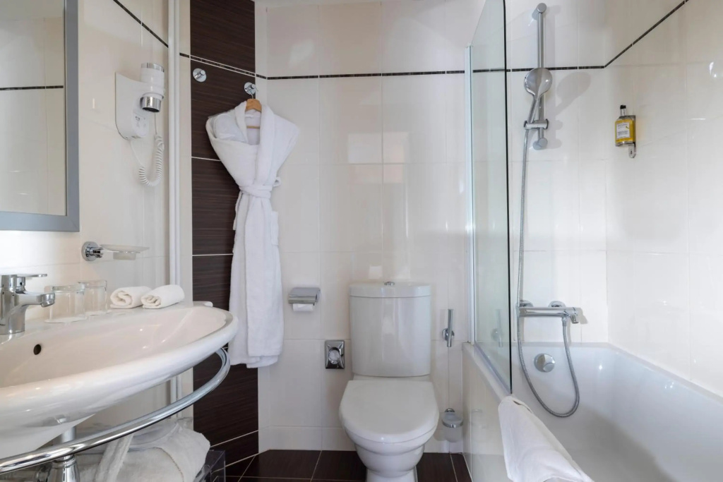Hotel photo 11