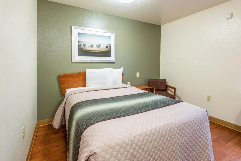 Double Studio (full double bed)