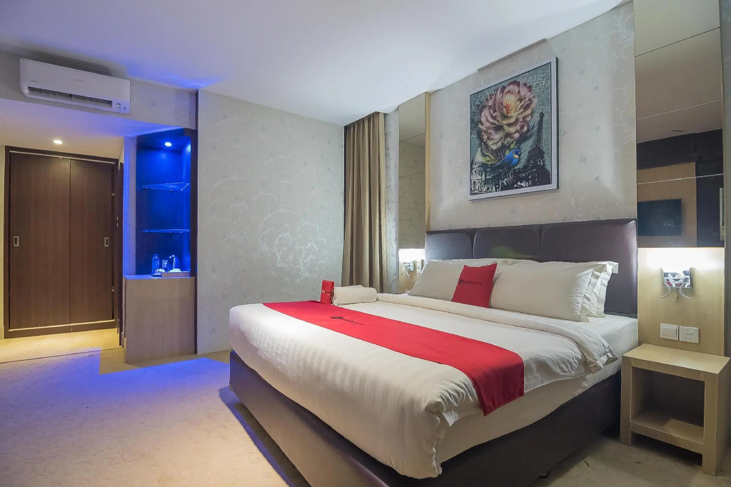RedDoorz Premium near Grand Batam Mall - Chambres