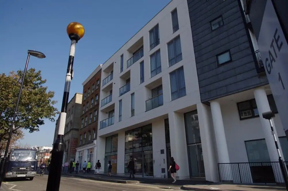 The London Agent Clerkenwell Super Nice