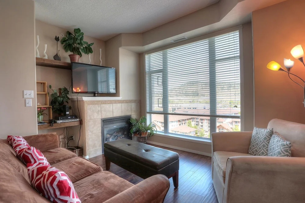 Sunset Waterfront Resort by KelownaGo - Chambres
