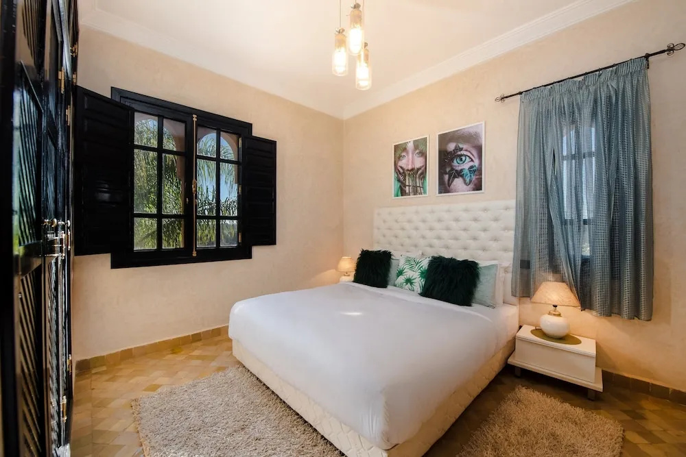 2 Bedrooms Apartment with balcony
