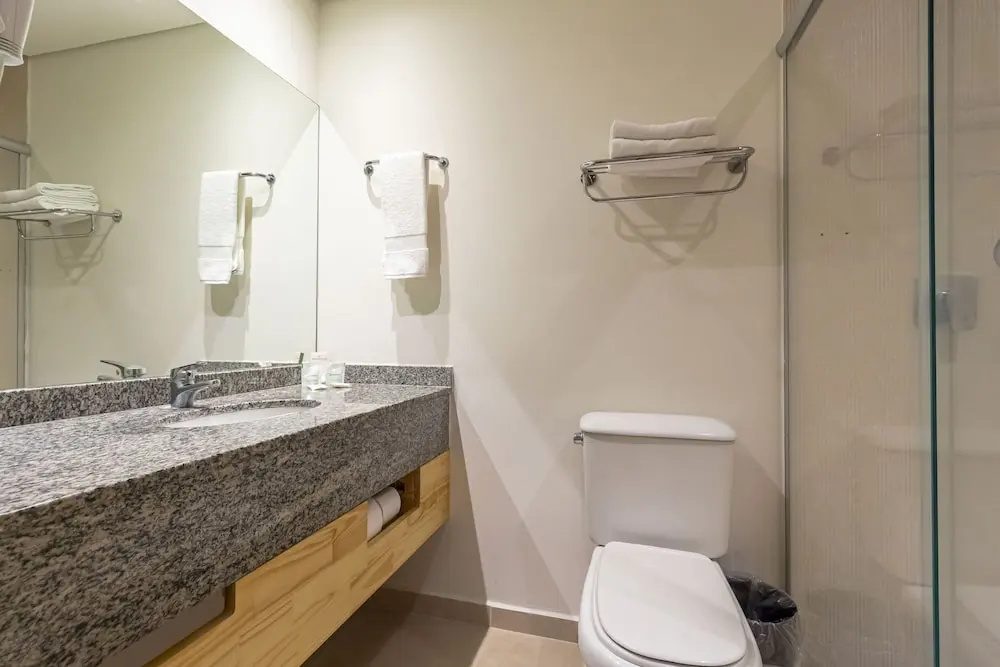 Hotel Nacional Inn Curitiba Santa Felicidade - Chambres