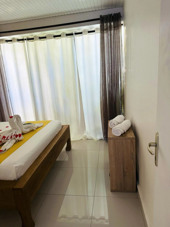 Voir la photo 4 — Maison d'une chambre avec piscine partagee terrasse amenagee et wifi a Sainte Rose a 5 km de la plage