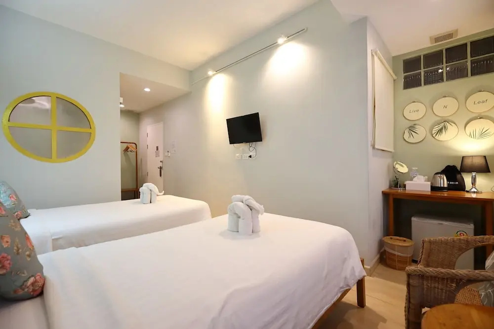 Poshtel Haven — 4