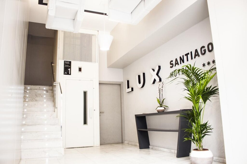 Hotel Lux Santiago - 9
