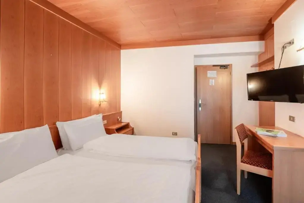 Hotel photo 32