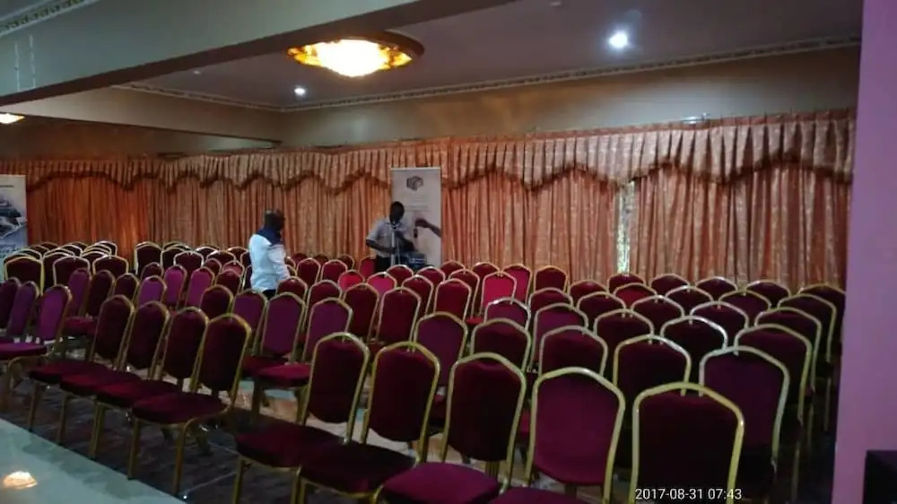 Obaa'S Golden Plaza Hotel - Général