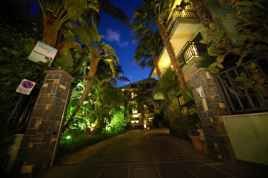 Hotel photo 23