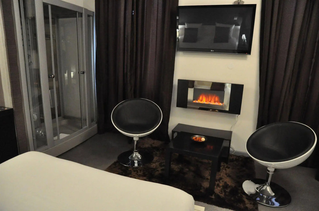 Hotel photo 12