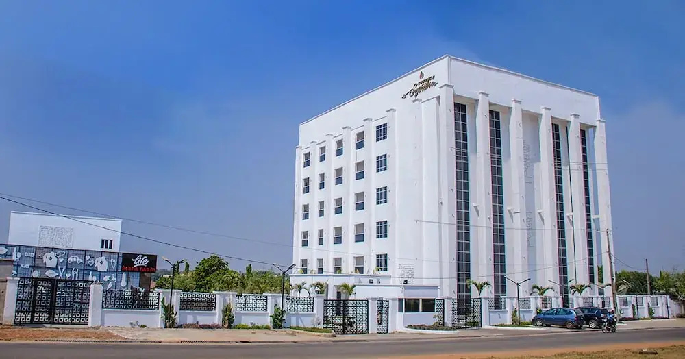 G Pinnacle Signature Hotel