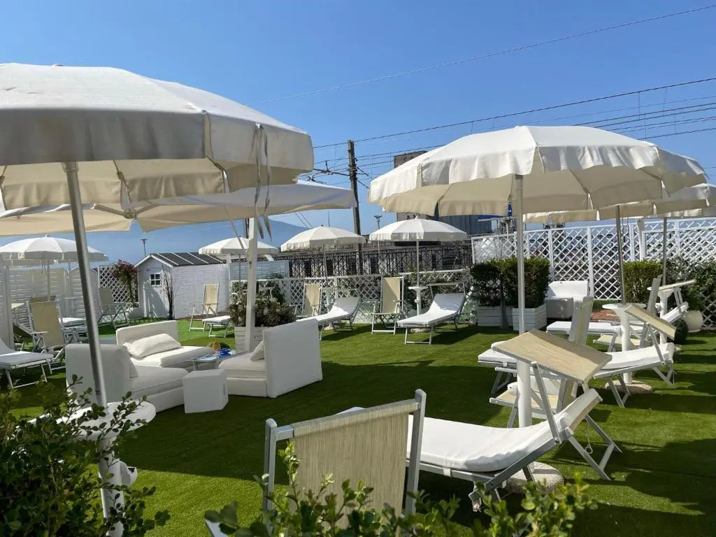 Tribus Boutique Hotel