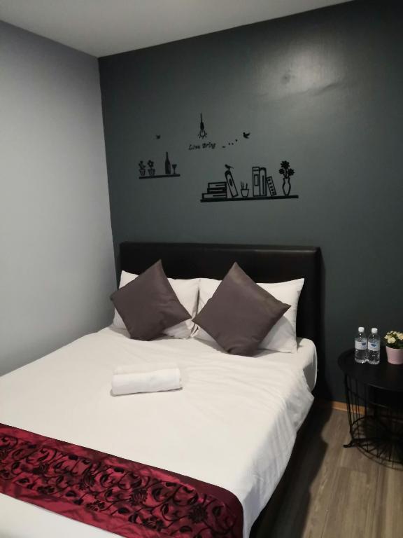 Town View Hotel