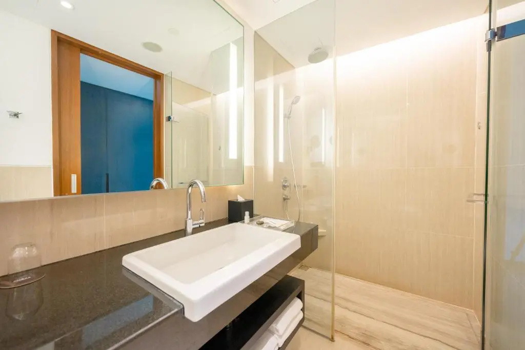 Executive Double room (full double bed)