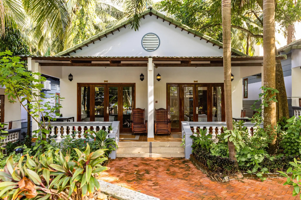 Double Bungalow (full double bed)
