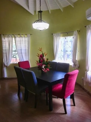 Valley Breeze Guest House - фото 17