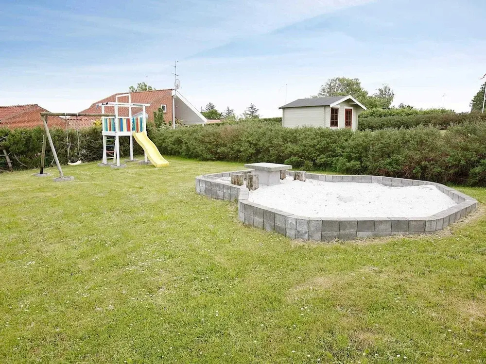 10 Person Holiday Home in Hadsund