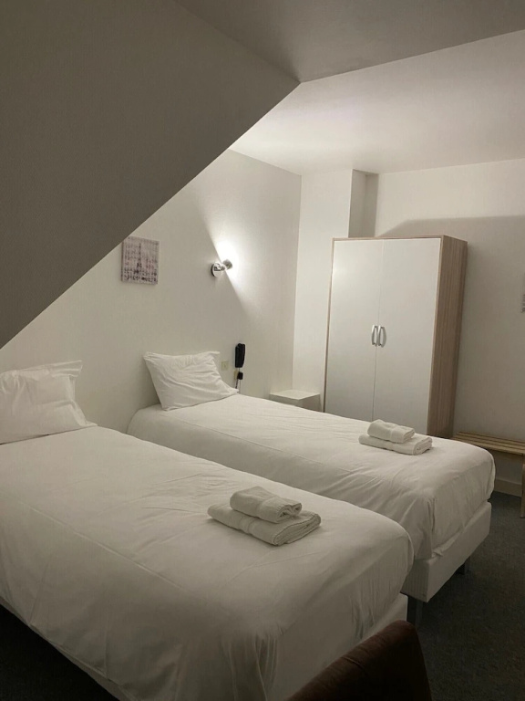 Standard Double room (twin beds)