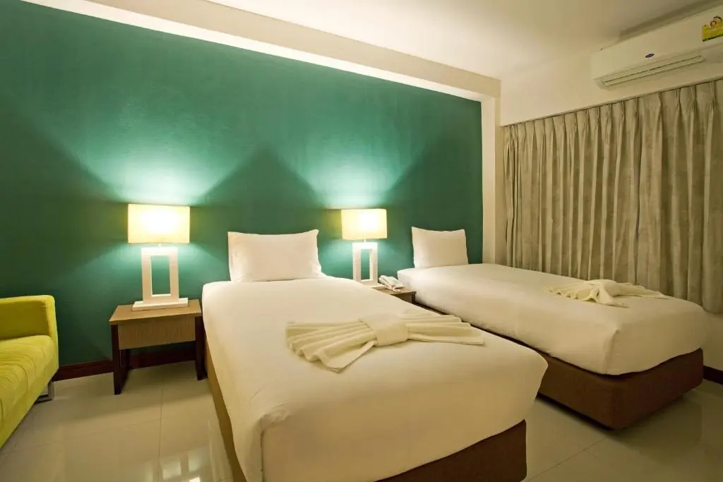 Deluxe Double room (twin beds)