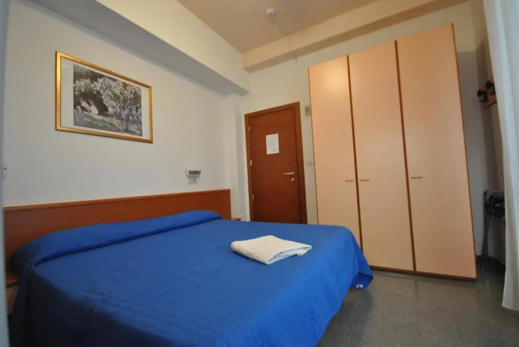 Hotel Pacific - Chambres