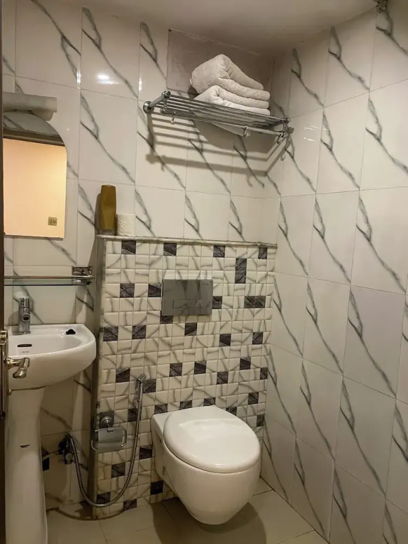 Deluxe Single room (single bed)