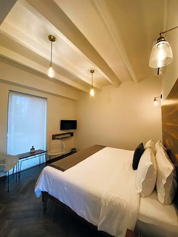 Standard Suite