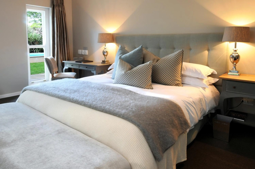 8A Grahamstown — 4
