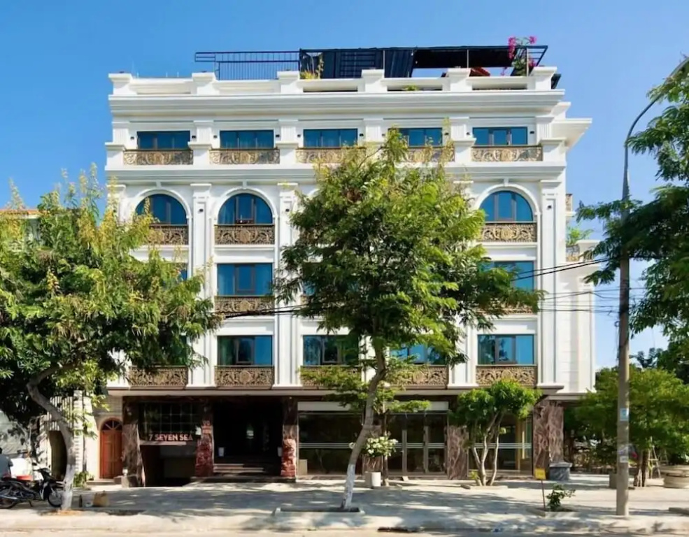Seven Sea Villa Hotel & Apartment in Da Nang
