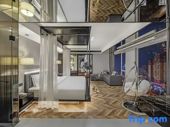 Standard room with city view
