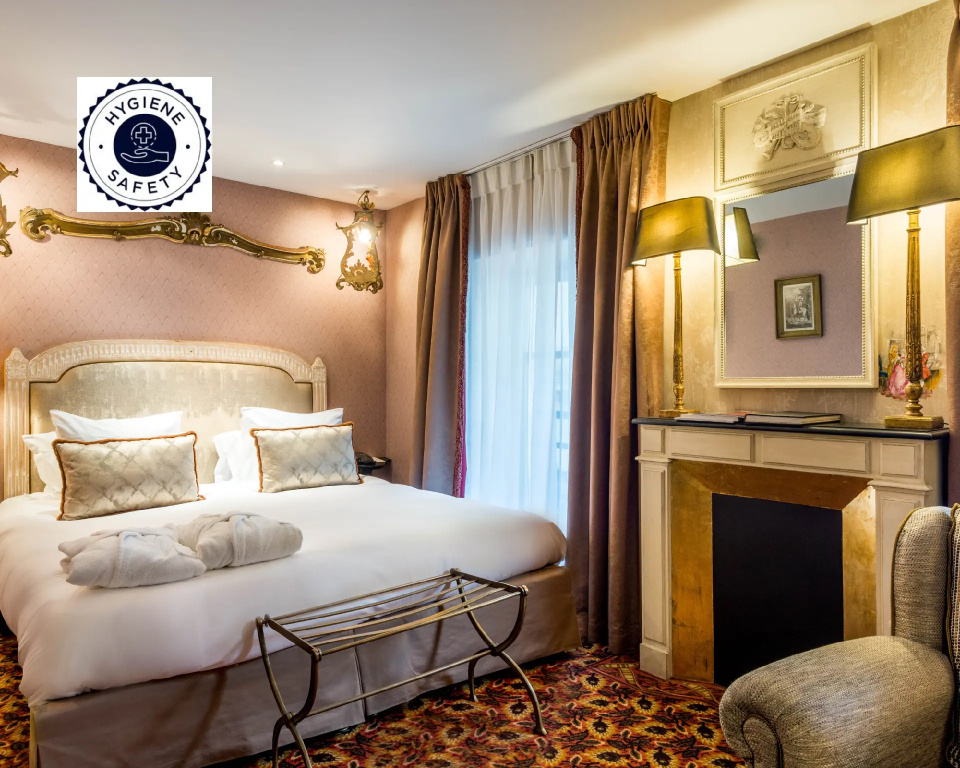 Double Junior Suite (full double bed)