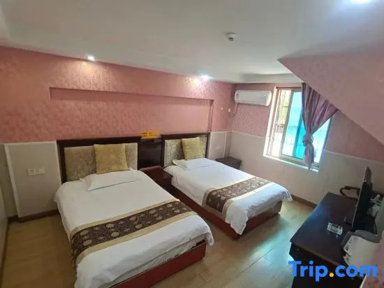 Economy Double room (full double bed)