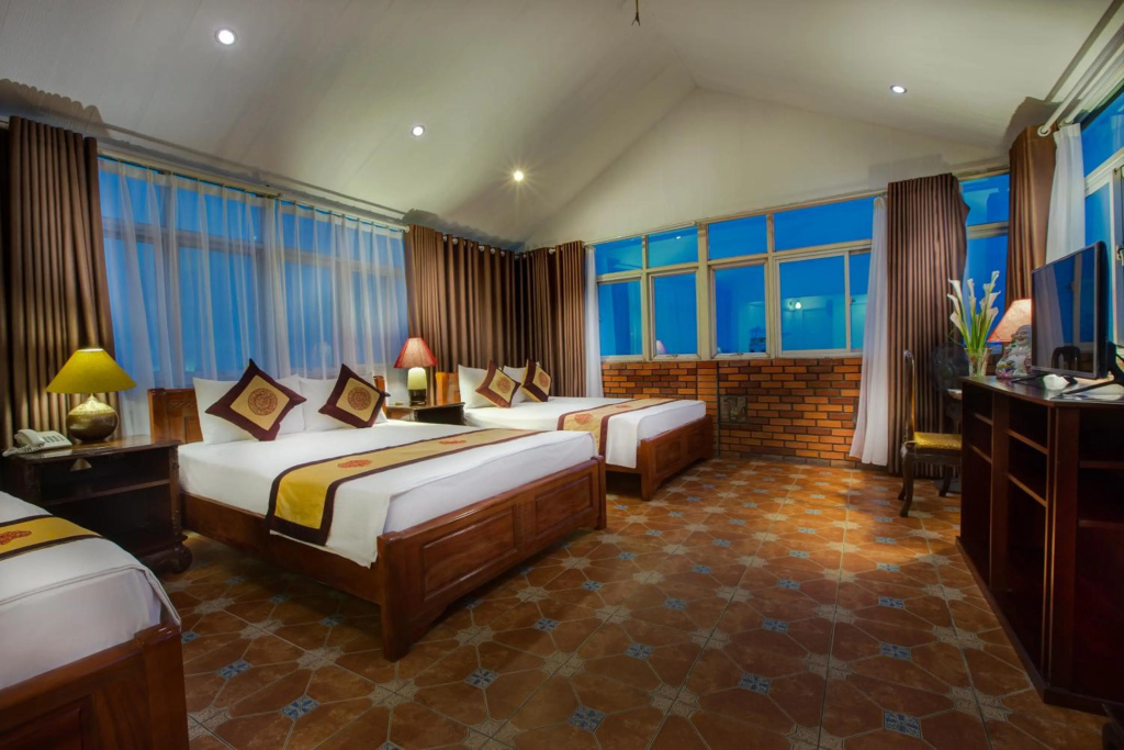 Hanoi Little Town Hotel — 4