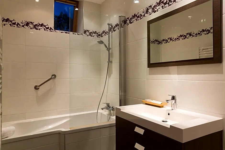 Château de Beaulieu et Magnolia Spa, The Originals Relais - Chambres