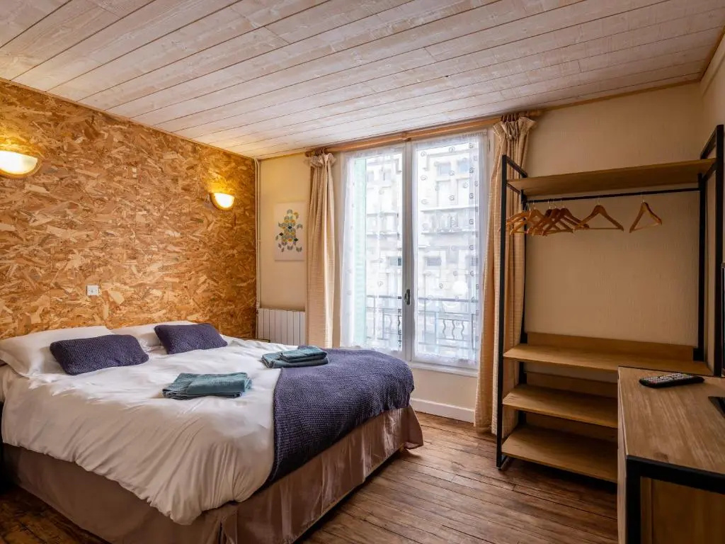 Standard Double room (full double bed)