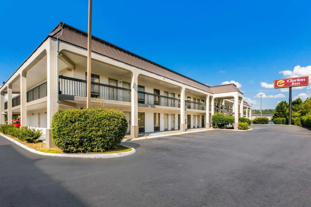 Clarion Inn Cleveland near University