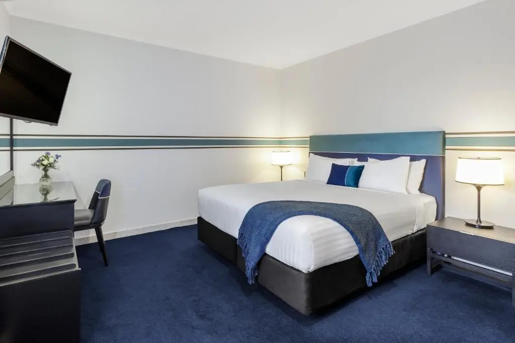Ramada by Wyndham Diplomat Canberra - Chambres